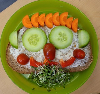 Klein d06acf15 6f6e 44d9 9635 aeb1f315685a