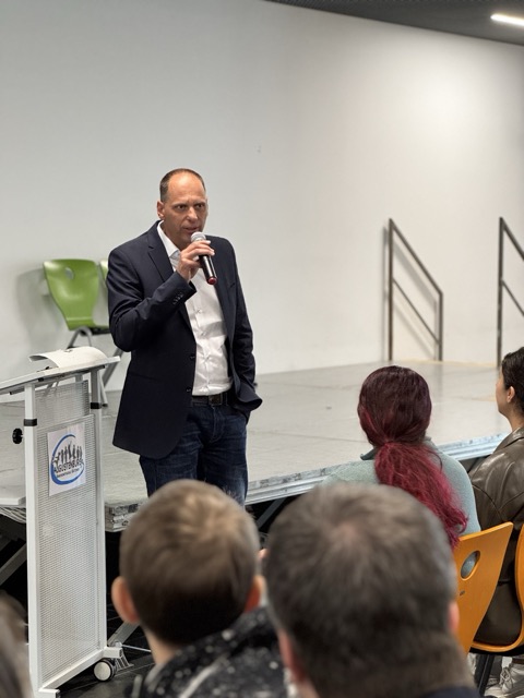 Mittel Einschulungsfeier neue 5er 7